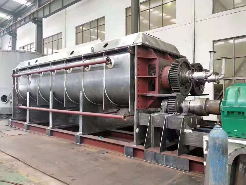 空心桨叶干燥机在化工制药行业中的应用